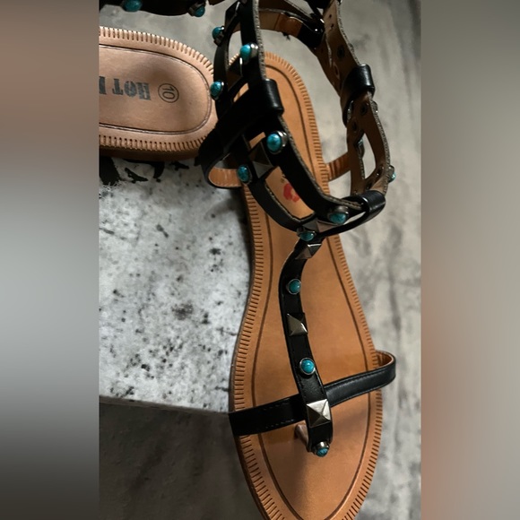 Hot Kiss Black Beaded and Studded Flat Sandals New with Box - Picture 12 of 16